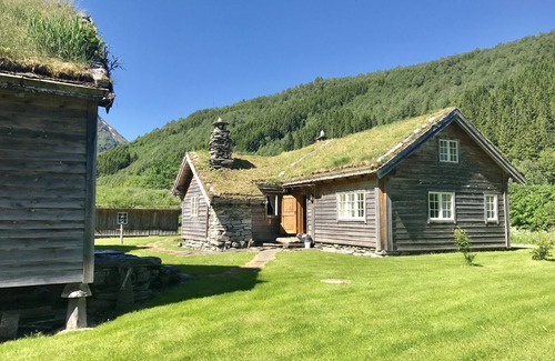 Møre og Romsdal Chalet De Esquí | Magnífica granja del siglo XVIII con posibilidad de pesca de salmón.