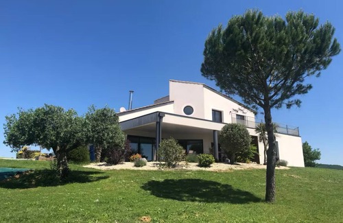 Beaumont-de-Lomagne Casa | Magnifica casa de 240 m2 con piscina frente al lago
