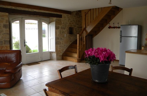 Montsales Cabaña | Magnífica casa rural en AVEYRON ubicada entre Villefranche de Rouergue y Figeac