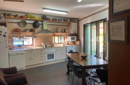 Hoyos Cabaña | Magnifica Casa para 5 personas con huerto y piscina, vive la España rural, wifi