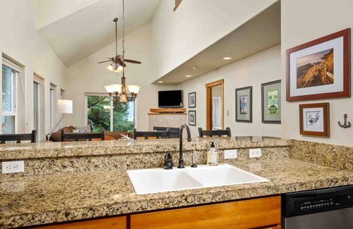 Rockaway Beach Casa | Great Deals on Summer Stays!