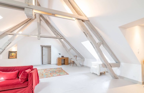 Avallon Apartamento | Magnificent Loft in Avallon 6p