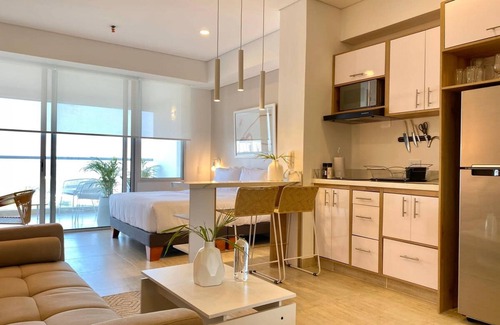 Urbanizacion Eliana Apartamento | Magnificent Loft With Terrace
