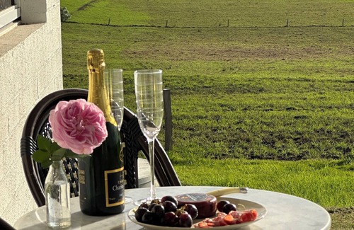 Hinton Casa | Magnificent luxury country estate with massive views-easy 1.5 hr to Sydney