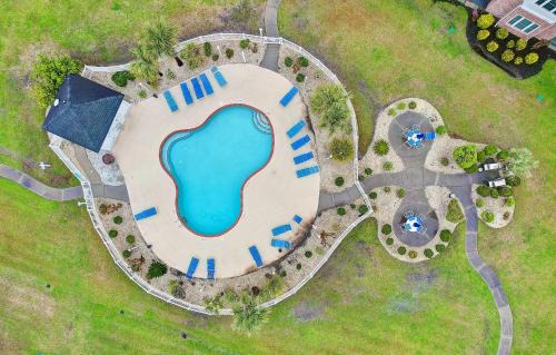 Central Myrtle Beach Apartamento | Magnificent Magnolias by myBeach Vacation Rentals