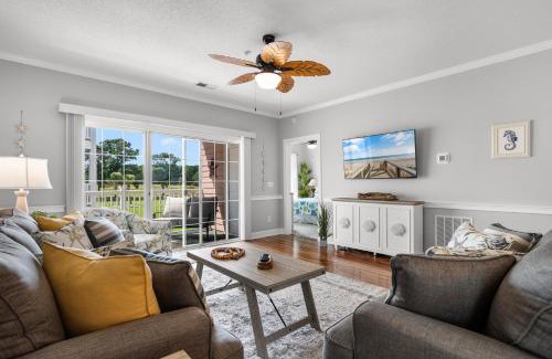 Central Myrtle Beach Apartamento | Magnificent Magnolias by myBeach Vacation Rentals