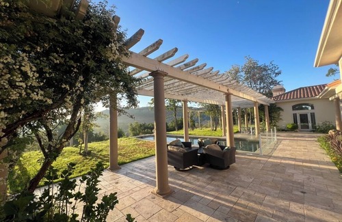 Murrieta Casa | Magnificent Mansion@La Cresta, nestled in a private vineyard, close to Temecula