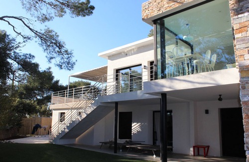 Giens Casa | Magnífica villa moderna con piscina Giens Peninsula 4 habitaciones para 8