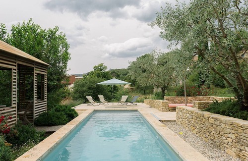 Beauvoisin Casa | Magnífica casa de campo provenzal con piscina, bar y cine. 14-18 pax con 4 estrellas