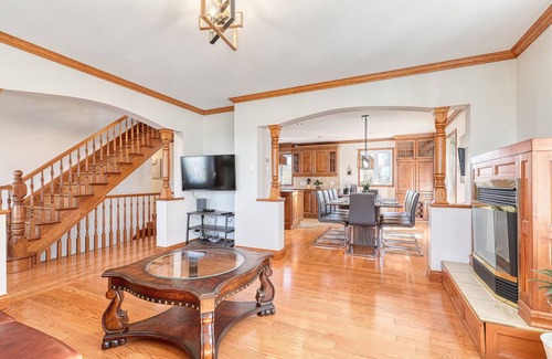 Becancour Casa | Magnificent Ranch-style estate with Spa, game room. 10min from Trois-Rivieres