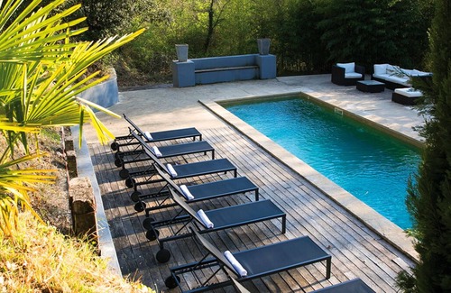 Crillon-le-Brave Casa | Magnificent restored farmhouse in Crillon-le-Brave with swimming pool
