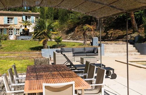 Crillon-le-Brave Casa | Magnificent restored farmhouse in Crillon-le-Brave with swimming pool