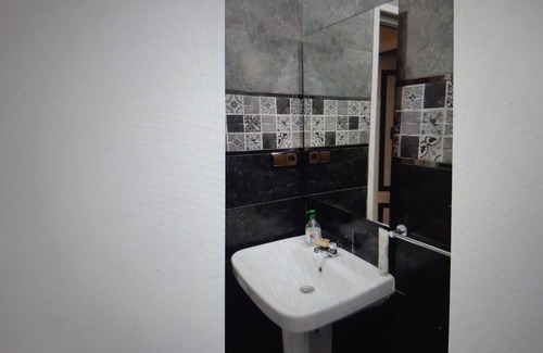 Martil Apartamento | Magnificent, Refurbished Apartment in the City Center