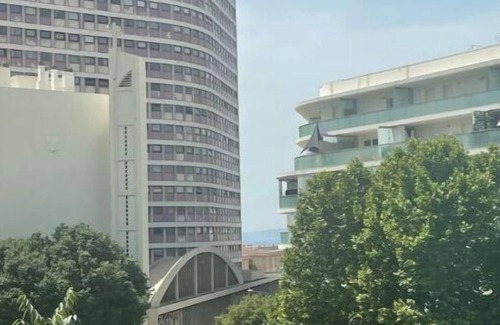 Saint-Lambert Apartamento | Magnificent sea view apartment 5 minutes from the beach!