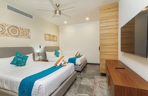 Zazil-ha Apartamento | Magnificent Seafront Flat