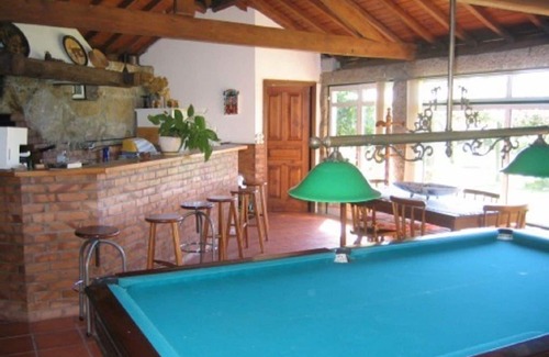 Cossourado Cabaña | Magnifica casa en piedra, con jardín y espacios verdes.