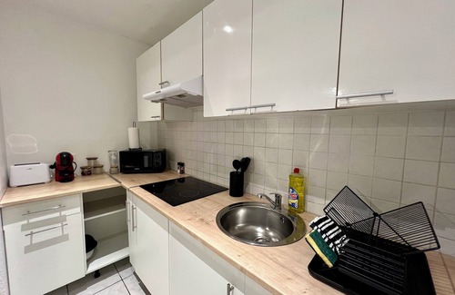 Coutras Apartamento | Magnificent T3 any comfort hyper center of Coutras-WIFI