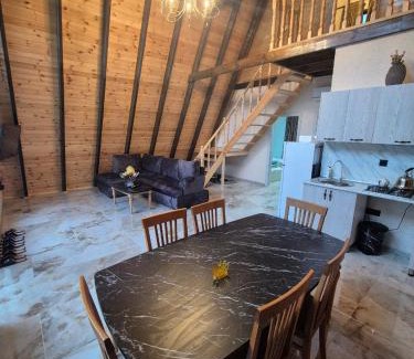 Gabala Apartamento | Magnificent Triangular Villa