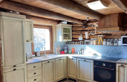 Antey-Saint-Andre Casa | Magnificent unique luxury mountain chalet