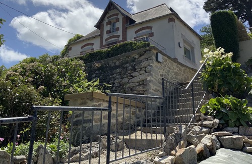 Beuzec-Cap-Sizun Casa | Magnificent Villa facing the beach of Pors Peron