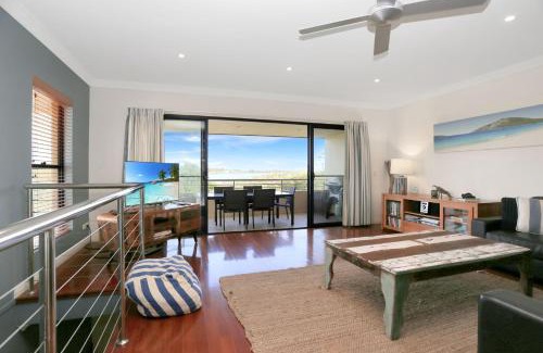Hawks Nest Casa | Magnificent Views - Mariners Mark 3