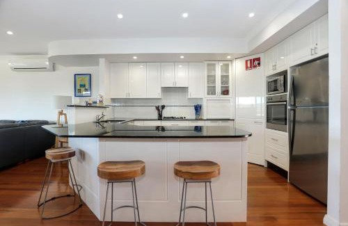Hawks Nest Casa | Magnificent Views - Mariners Mark 3