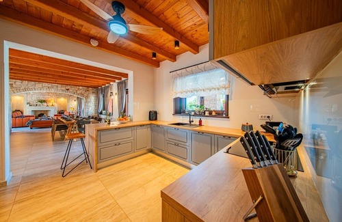 Hrboki Villa | Villa Antea / Elegant Villa Antea in Barban, eastern Istria