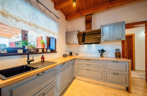 Hrboki Villa | Villa Antea / Elegant Villa Antea in Barban, eastern Istria