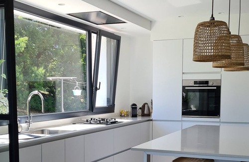 Mouguerre Villa | Magnificent villa on the edge of the forest 20 minutes from the beaches