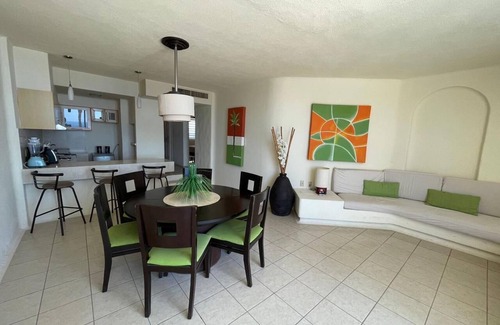 Manzanillo Apartamento | Magnifico departamento con preciosa vista a la bahía