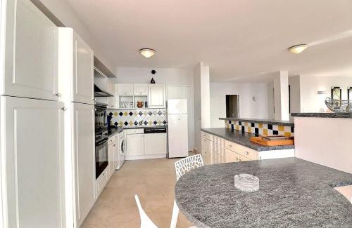 Valras-Plage Apartamento | Magnifique appartement en front de mer