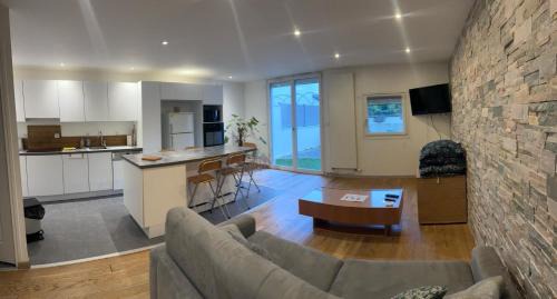 Guyancourt Apartamento | Magnifique appartement rénové avec terrasse