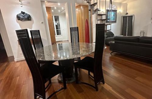 17th Arrondissement Apartamento | Magnifique appartement Paris proche Arc Triomphe