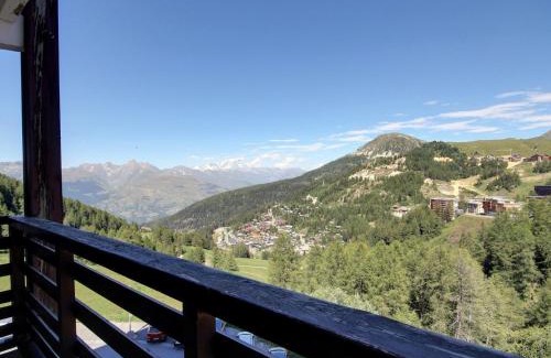 Plagne Centre Apartamento | Magnifique appartement rénové avec balcon et Wifi à Plagne Centre - FR-1-455-169