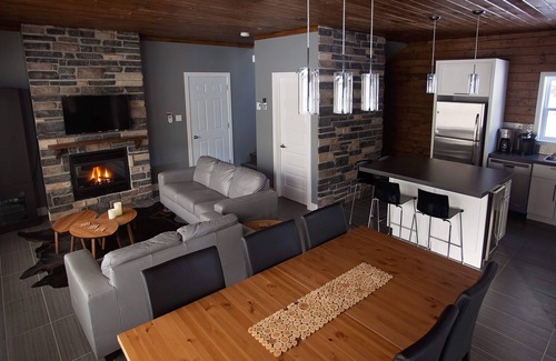Mauricie Chalet De Esquí | Magnifique Chalet 3 Étages lac du Missionnaire