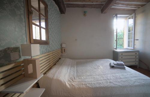 La Roquebrussanne Apartamento | Magnifique eco-gîte des Marronniers avec terrasse