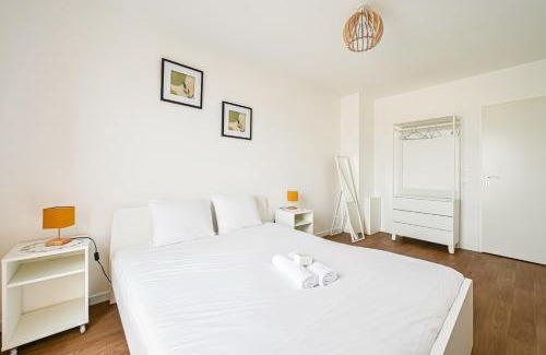 Pierrefitte-sur-Seine Apartamento | Magnifique Appart Tram Parking 4pers