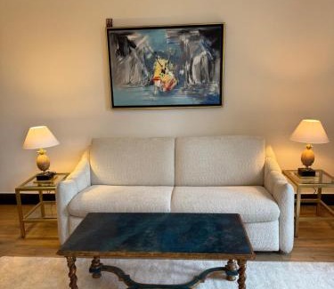 La Celle-sous-Gouzon Apartamento | Magnifique studio entier avec terrasse Saint Jean Cap Ferrat