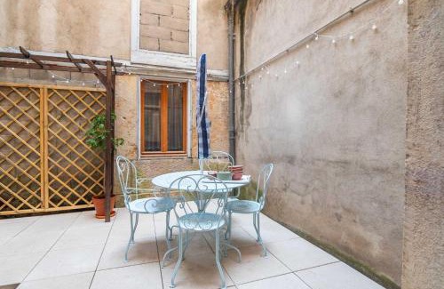 Nuits-Saint-Georges Apartamento | Magnifique logement spacieux hyper centre