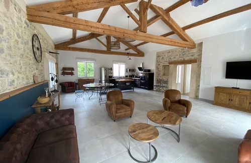 Raissac-d'Aude Casa | Magnifique Maison de Village Rénovée Avec Gout. Entièrement Climatisée