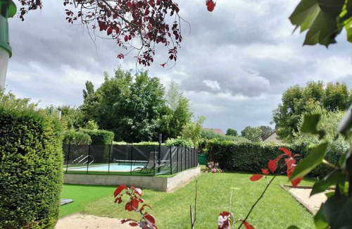 Rully Cabaña | Magnifique Maison 8/10 Personnes à Rully. Piscine Privée. Terrain de Boule