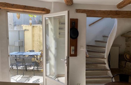 Caderousse Casa | Magnifique maison cœur de village climatisée