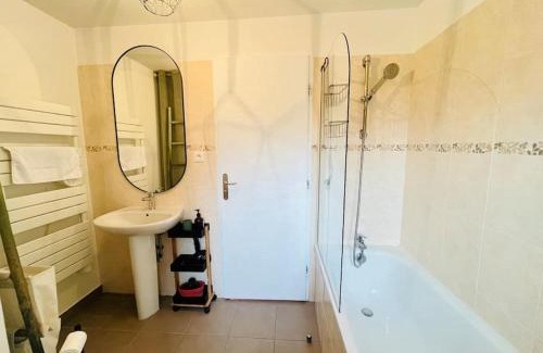 Morestel Apartamento | Magnifique maison de ville