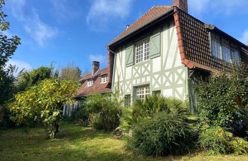 Rainfreville Casa | Magnifique Maison de Campagne Rénovée