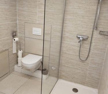 Gardanne Apartamento | Magnifique maisonnette Idéalement située entre Aéroport Marseille et Aix-en-Provence