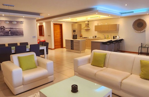 Pointe aux Biches Apartamento | Magnifique Penthouse Pieds Dans L'eau