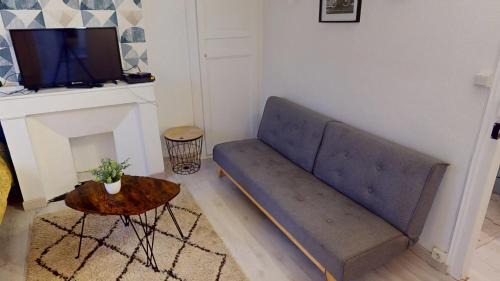 Anatole France Danton Apartamento | Magnifique studio Franklin