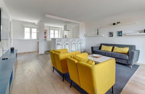 7th Arrondissement Apartamento | Magnifique T2 - Superbe Terrasse & Climatisation - Les Frères de la Loc'
