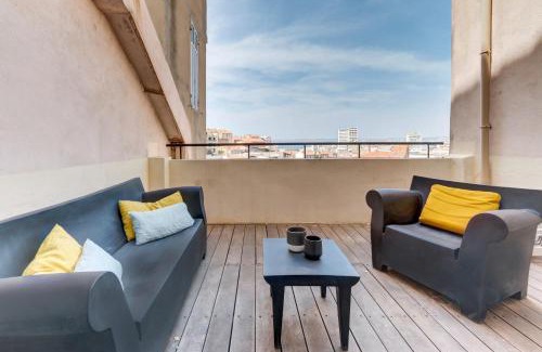 7th Arrondissement Apartamento | Magnifique T2 - Superbe Terrasse & Climatisation - Les Frères de la Loc'