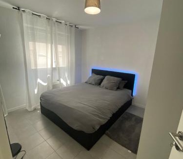 Euromed - La Joliette Apartamento | Magnifique T2 sur Marseille avec parking